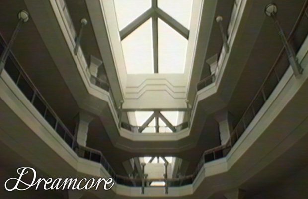 Lire la suite à propos de l’article Dreamcore Dead Mall Solution Complète Guide Exploration